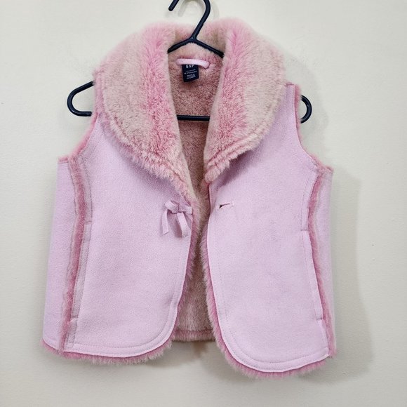 Baby Gap faux fur and suede vest bow front detail with side pockets size 18-24 M - Picture 7 of 11